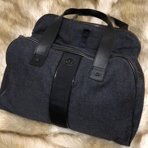 lululemon black + gray tote bag